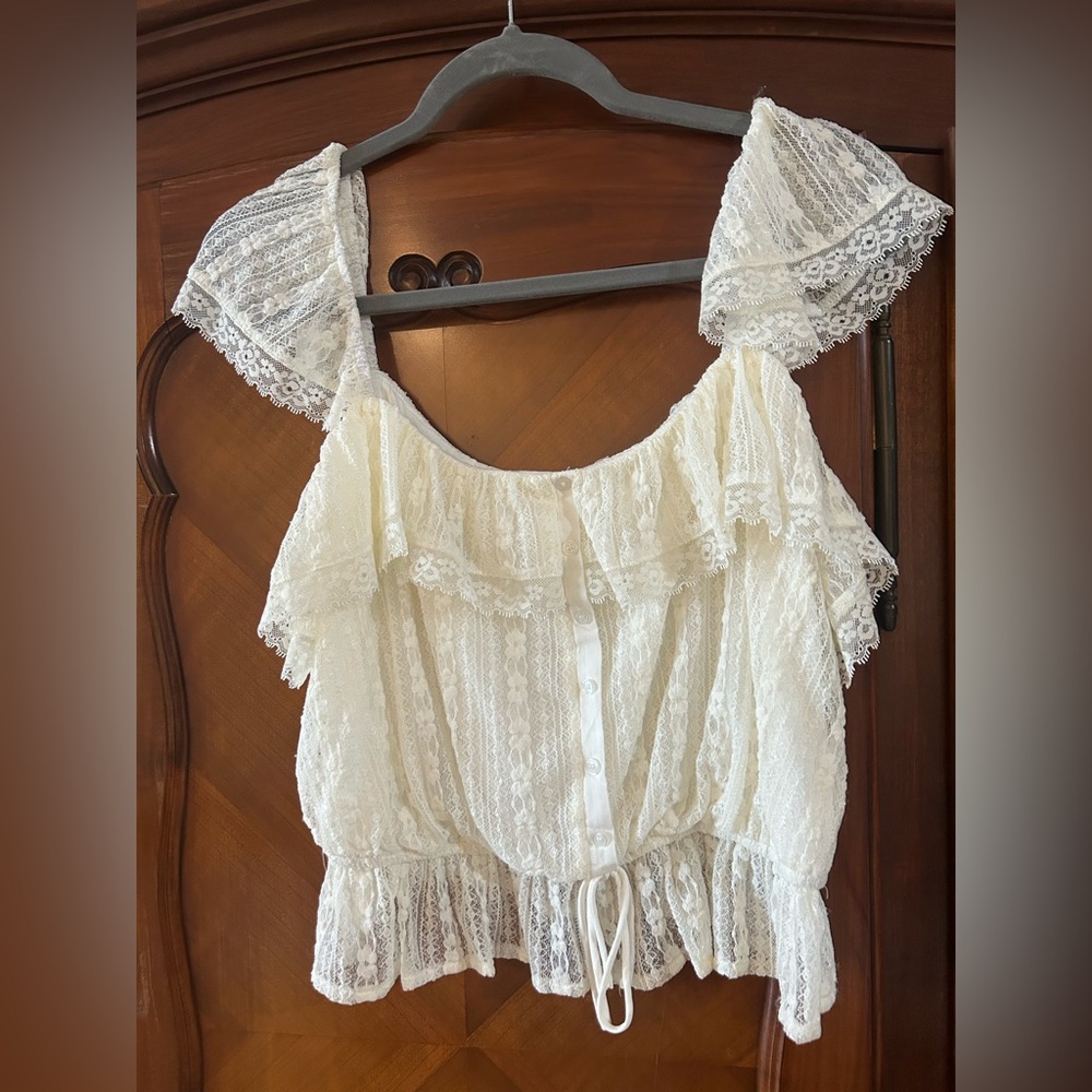 All in Favor Cream Lace Ruffled Cropped Blouse - Picture 3 of 6
